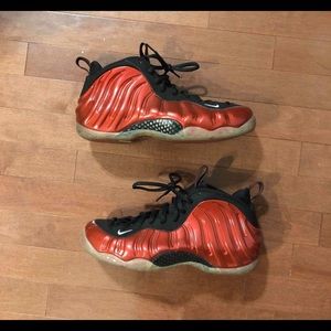 Metallic Foams sz 11.5